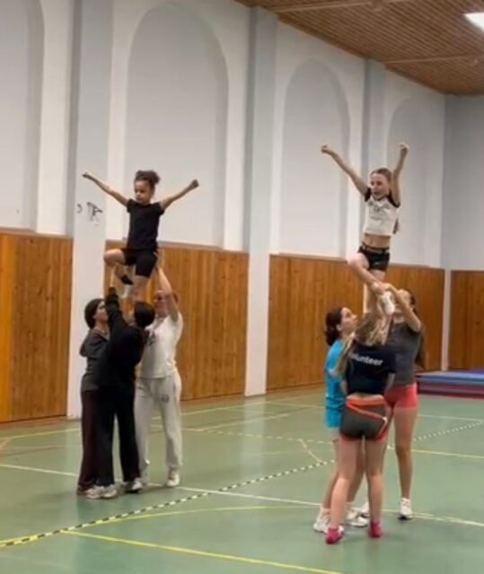 Cheer Training1